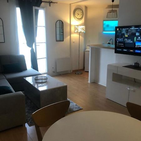 Appartement Place Toscane Serris Luaran gambar