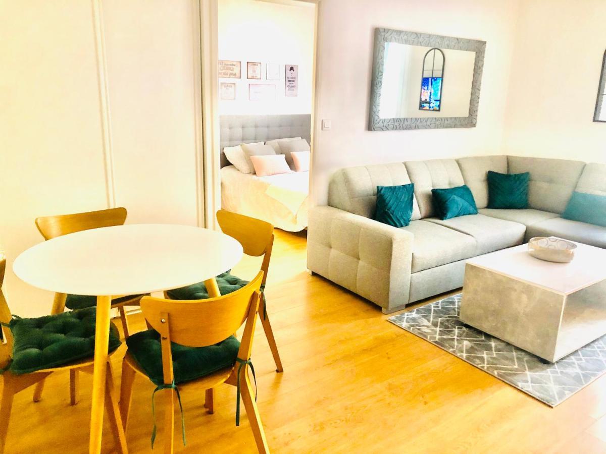 Appartement Place Toscane Serris Luaran gambar