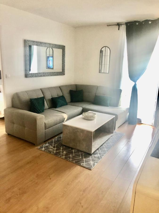 Appartement Place Toscane Serris Luaran gambar